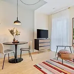 All In Studio With Private Parking City Lux *