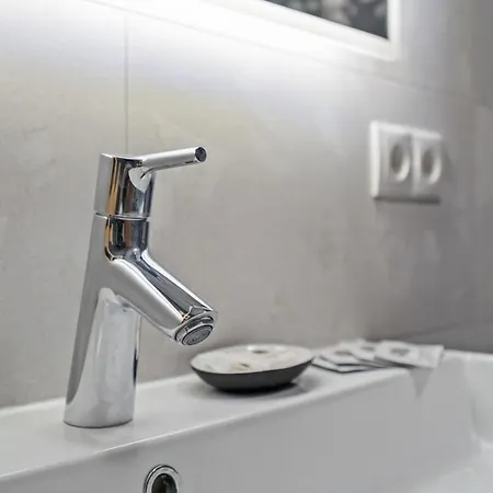 All In Studio With Private Parking City Lux * 卢森堡